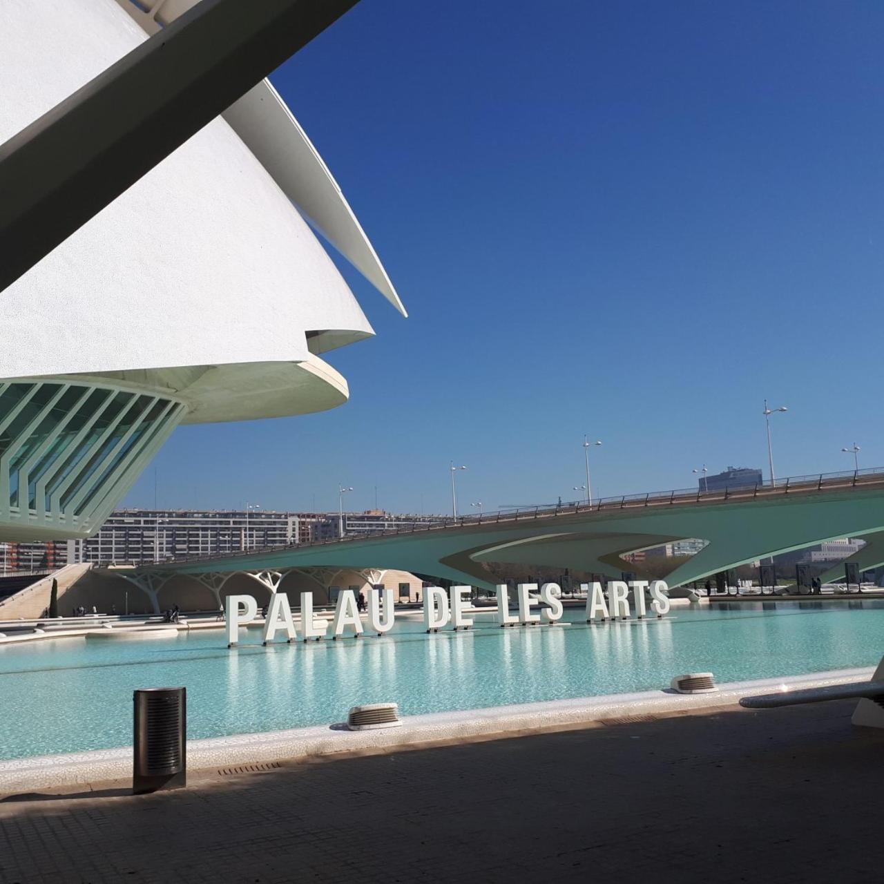 Apartamento Familiar Centro Historico Plaza Ayuntamiento "Ciutat Vella" Valencia Bagian luar foto